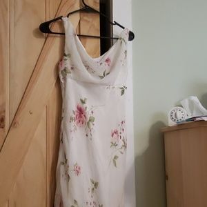 White long printed dress with floral printing